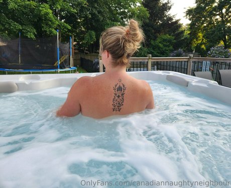 Canadiannaughtyneighbour photo 131