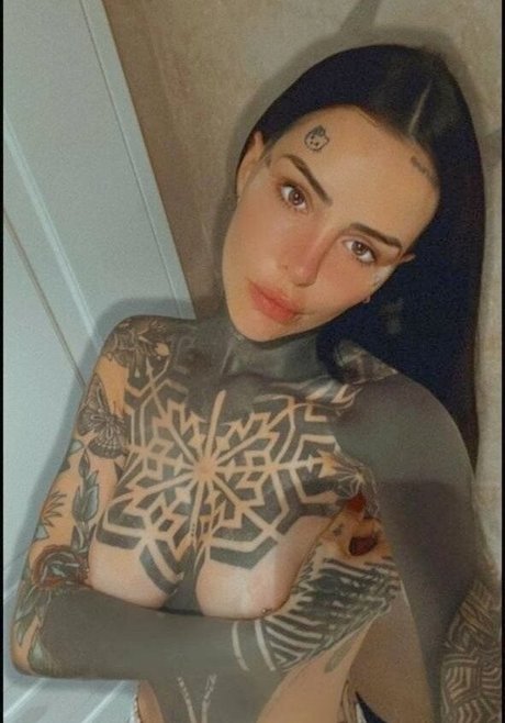 Candelaria Tinelli photo 4