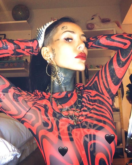 Candelaria Tinelli photo 22