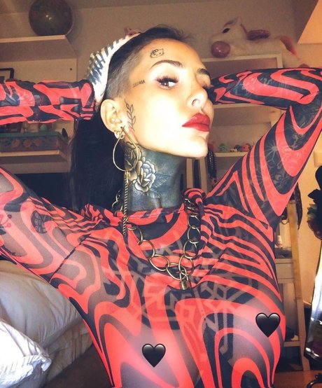 Candelaria Tinelli photo 29