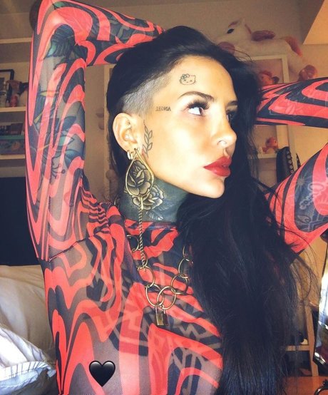 Candelaria Tinelli photo 41