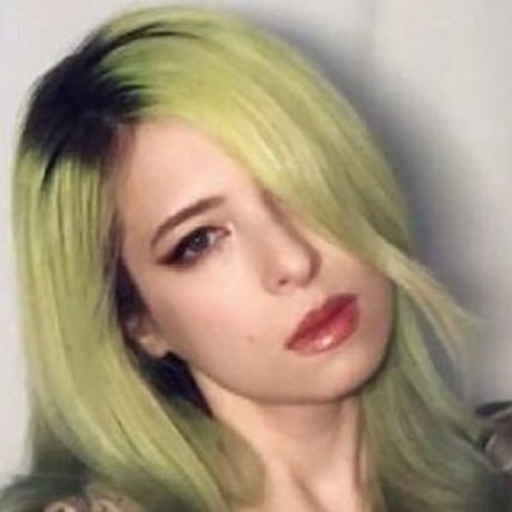Candie Bolton photo 21