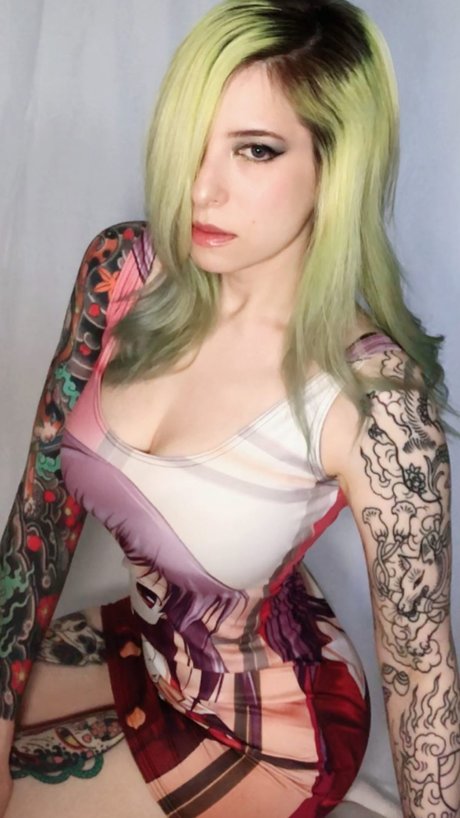 Candie Bolton photo 29