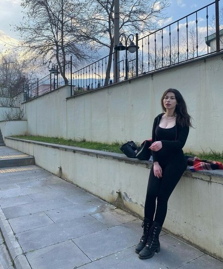 Cansu Cakal photo 39