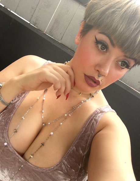 Captainpartytits photo 22