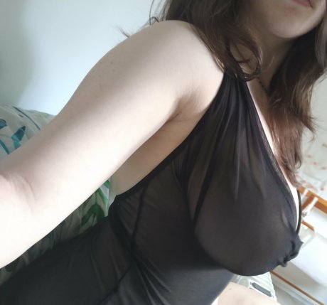 Captivating_raven photo 5