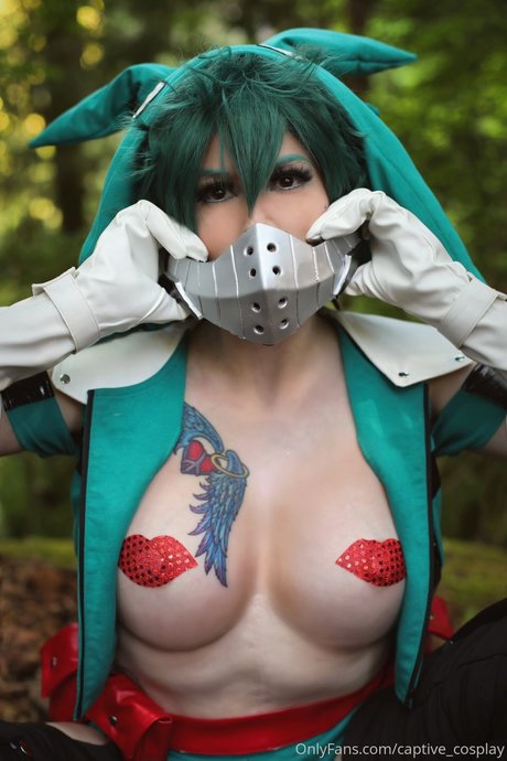 Captive Cosplay photo 88