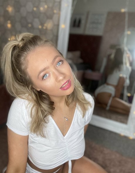 Cara Arabella photo 312