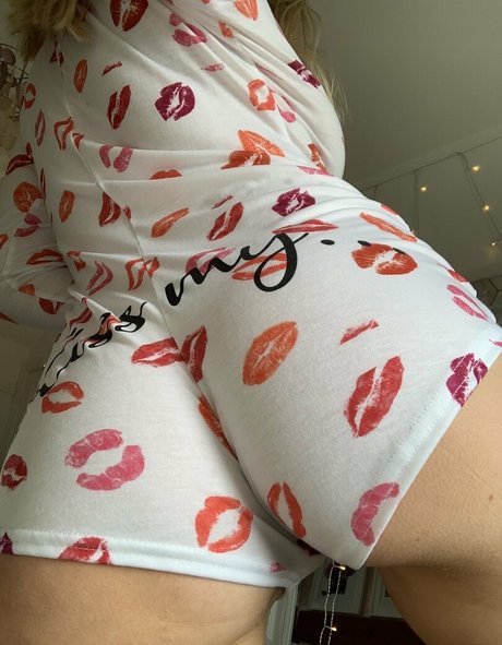 Cara Arabella photo 450