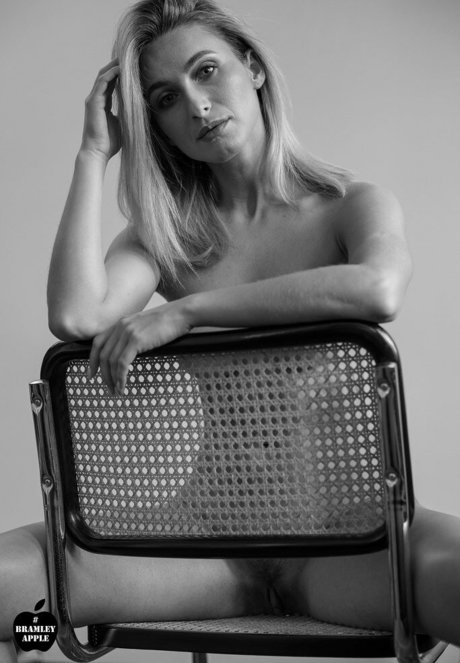 Cara Mell photo 457
