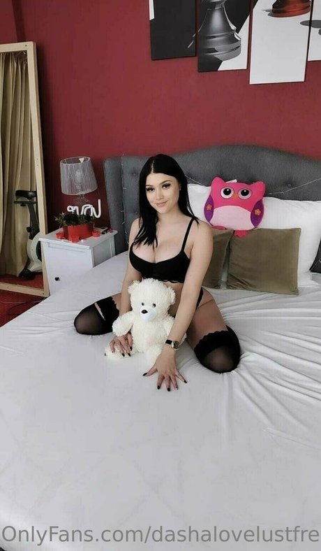 Carladazefree photo 25