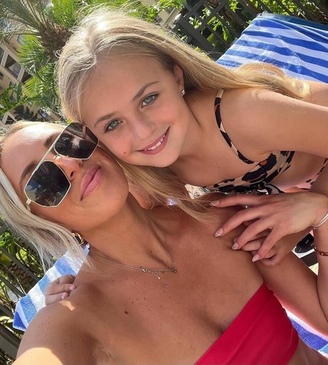 Carley Sanfilippo photo 36