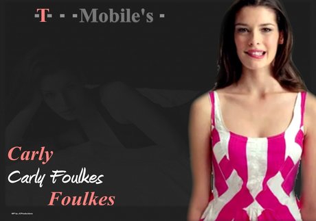 Carly Foulkes photo 44