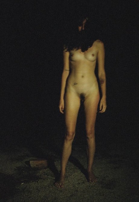 Carly Foulkes photo 58
