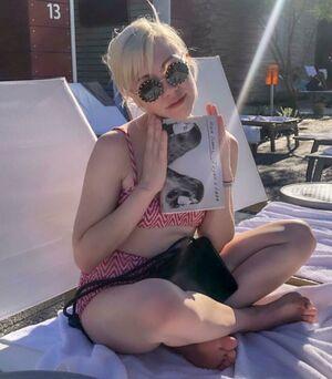 Carly Rae Jepsen photo 16