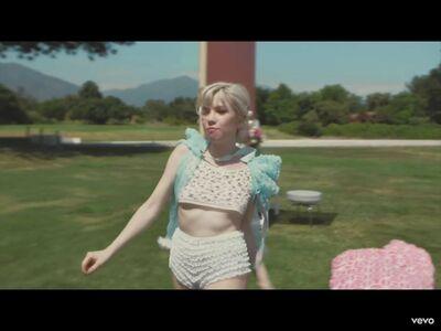 Carly Rae Jepsen photo 27