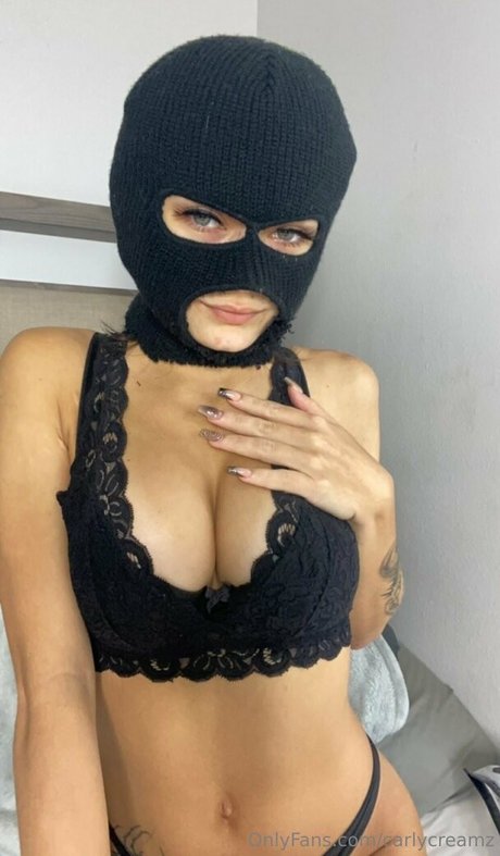 Carlycreamz photo 23