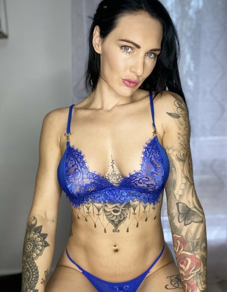 Carmen_divinefree photo 85