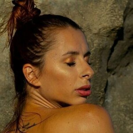 Carmenthebabe photo 9