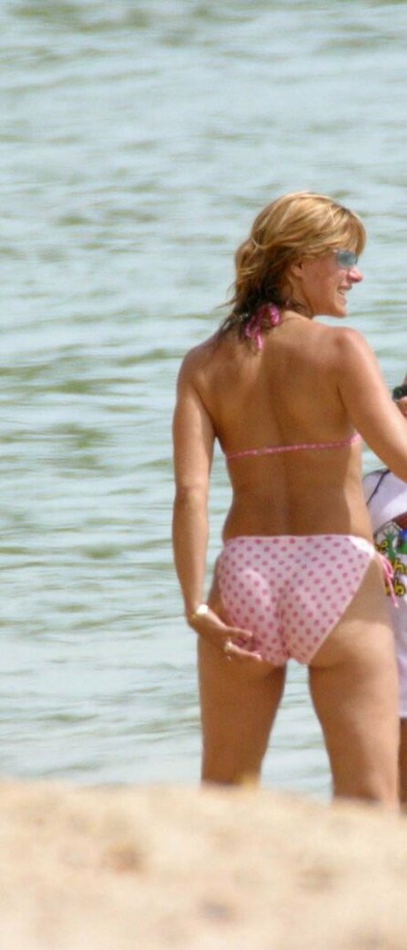 Carole Smillie photo 3