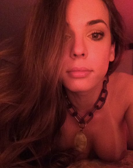 Carolina Montenegro photo 5