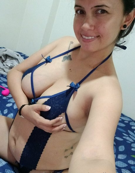 Carolina_uribe photo 8