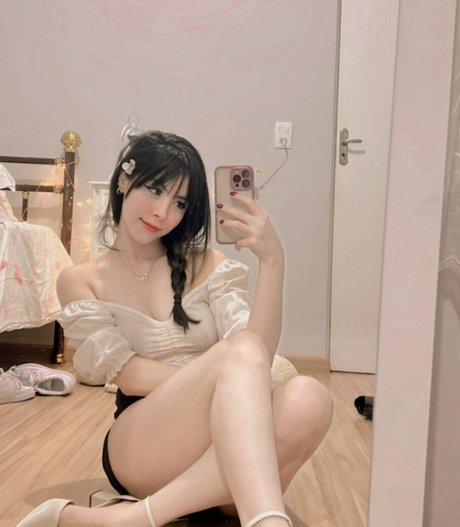 Caroline Favorino photo 5