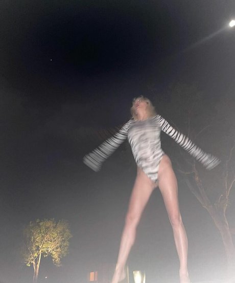 Caroline Vreeland photo 154