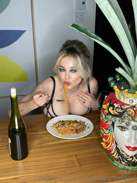 Caroline Vreeland photo 209