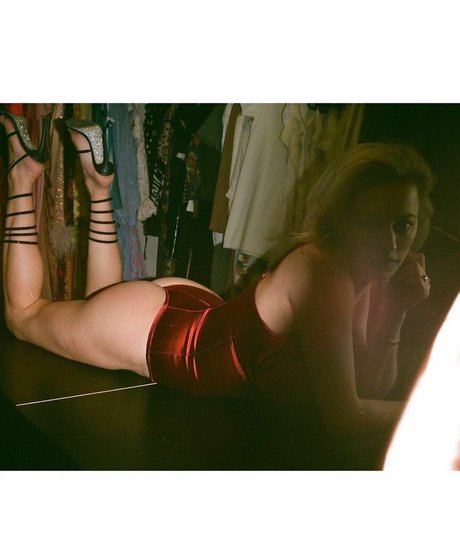 Caroline Vreeland photo 247
