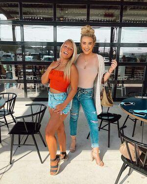 Caroline Wall photo 45