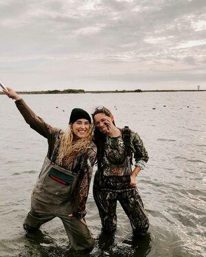 Caroline Wall photo 51