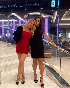 Caroline Wall photo 54