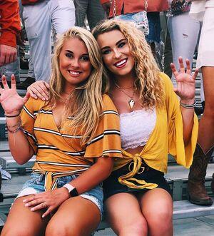 Caroline Wall photo 189