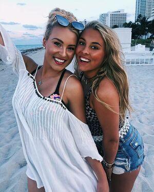 Caroline Wall photo 217