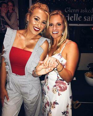 Caroline Wall photo 230