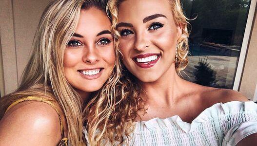 Caroline Wall photo 237