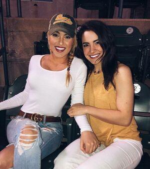 Caroline Wall photo 252