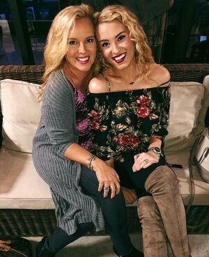 Caroline Wall photo 270