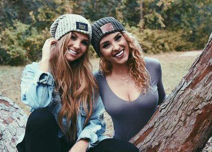 Caroline Wall photo 282