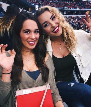 Caroline Wall photo 285