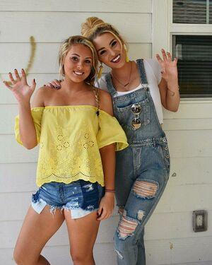 Caroline Wall photo 287