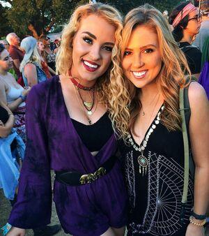 Caroline Wall photo 290