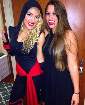 Caroline Wall photo 306