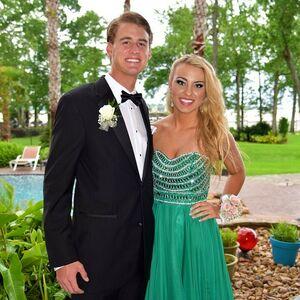 Caroline Wall photo 339