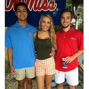 Caroline Wall photo 348