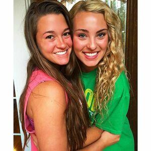 Caroline Wall photo 361