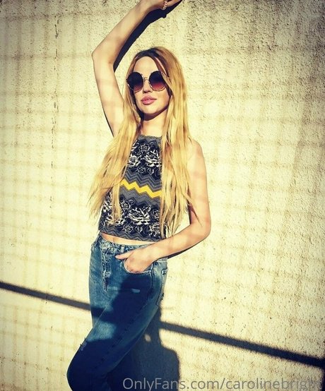 Carolinebright photo 7