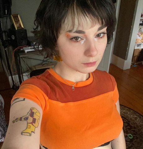 Casey Lee Williams photo 14