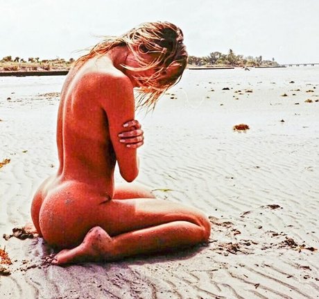 Casi Davies photo 127